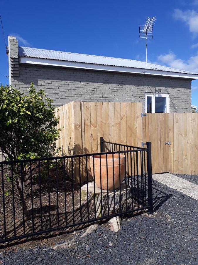 The Old Sunday School Apartment Dunedin Exterior photo